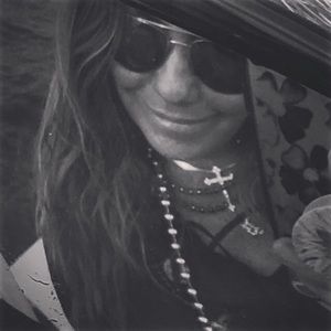 Meet your Posher, Julia